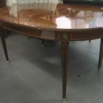 493 2375 DINING TABLE